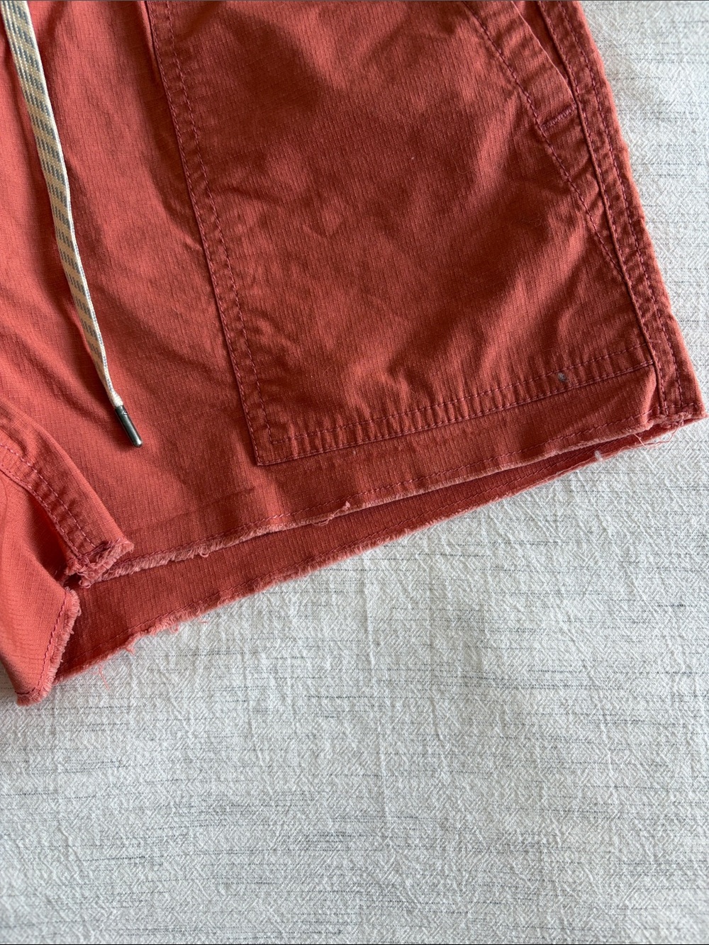Vuori Ripstop Shorts - Picture 2 of 5